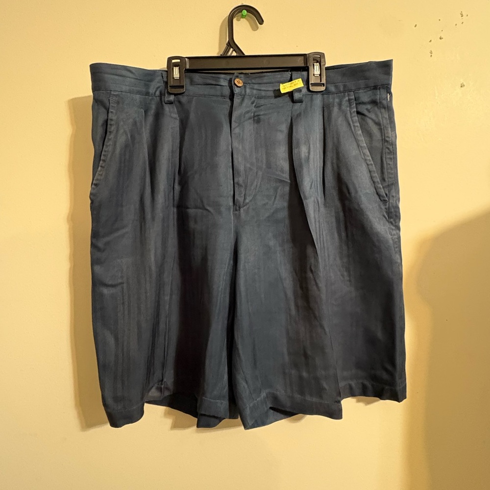 Tommy Bahama men's SZ 38 pleated front Blue shorts silk 9” inseam